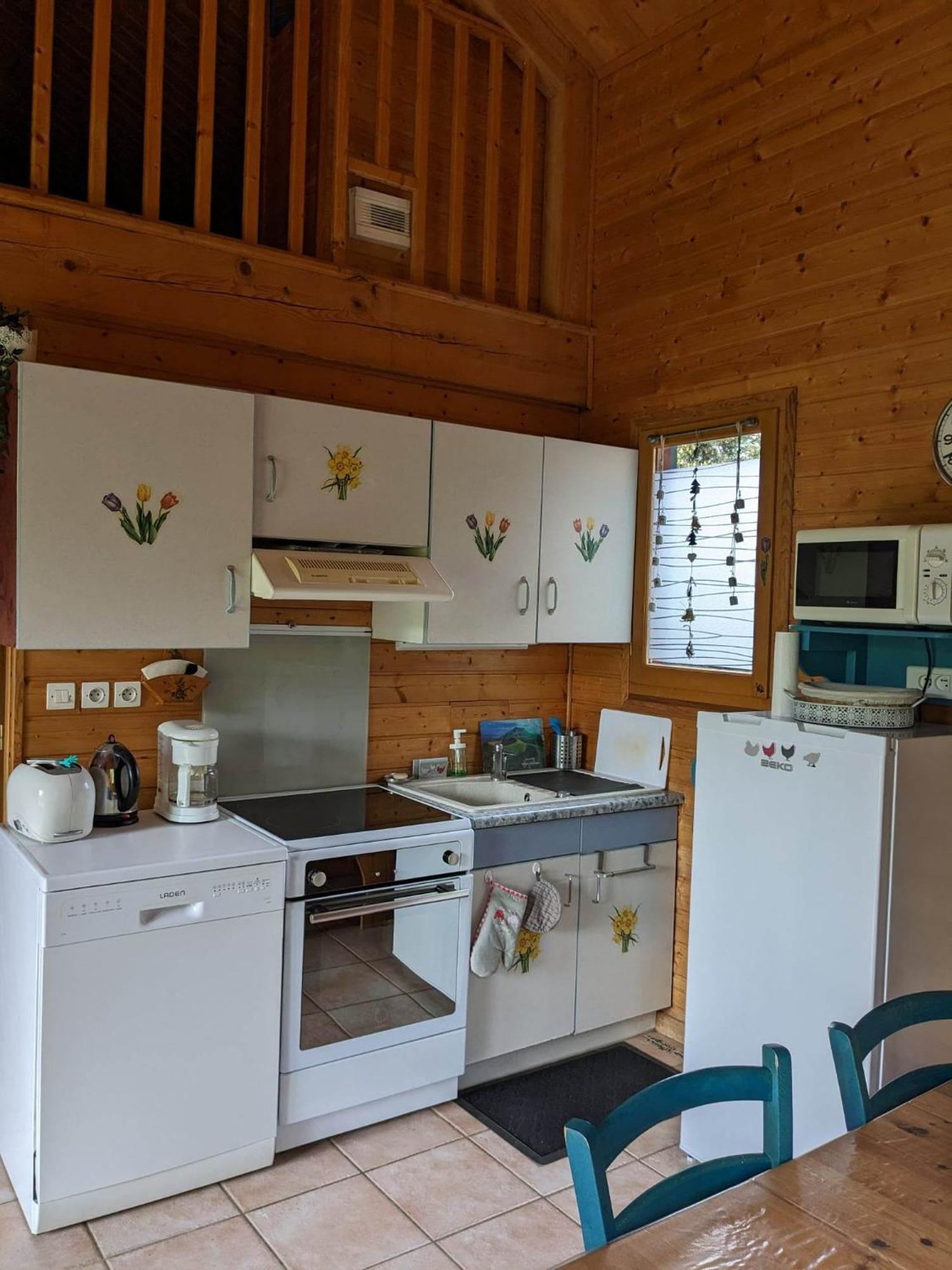 Les Chalets De La Vigne Grande 세인트-플로레트 외부 사진